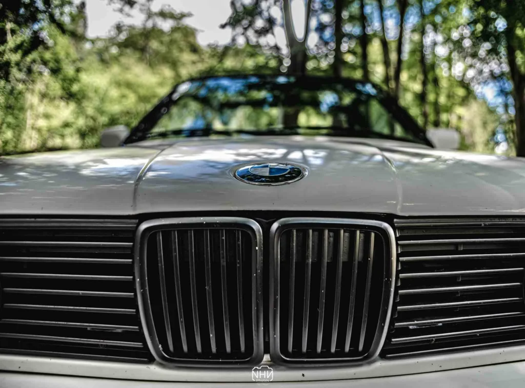 Automobile — photographie de Nam Pesesse
